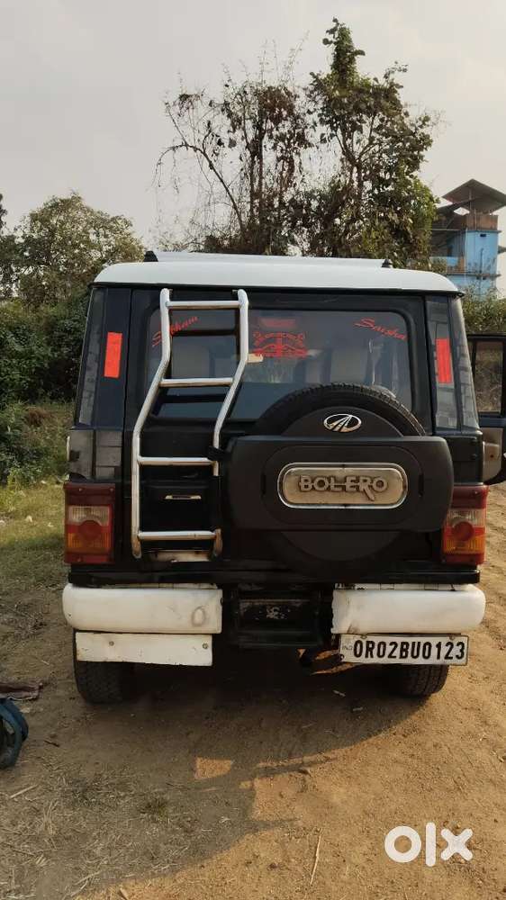 Mahindra Bolero Slx 2011