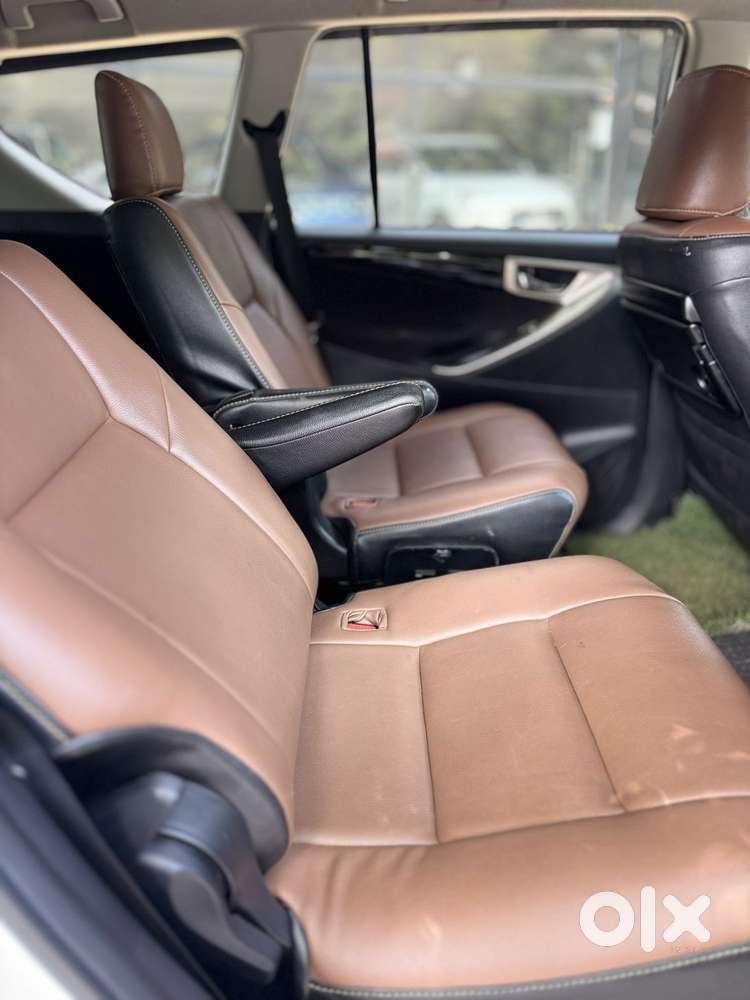 Toyota Innova Crysta [2020-ongoing] 2.4 Vx 7 Str, 2020, Diesel