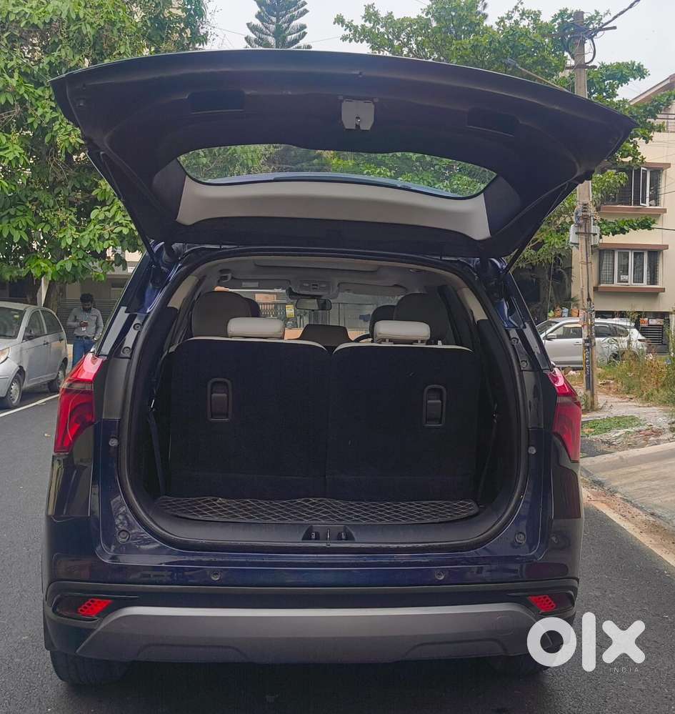 Mahindra Xuv700 2.0 Ax 7 Petrol At Str, 2021, Petrol