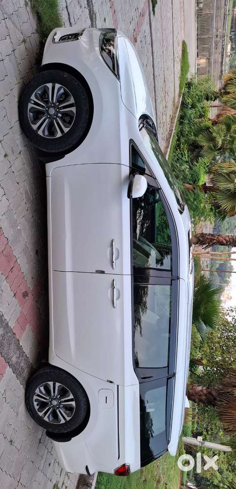 Kia Carnival Premium, 2020, Diesel