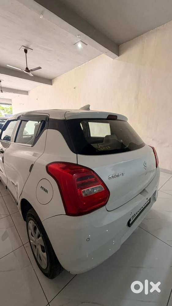 Maruti Suzuki Swift Lxi 2021
