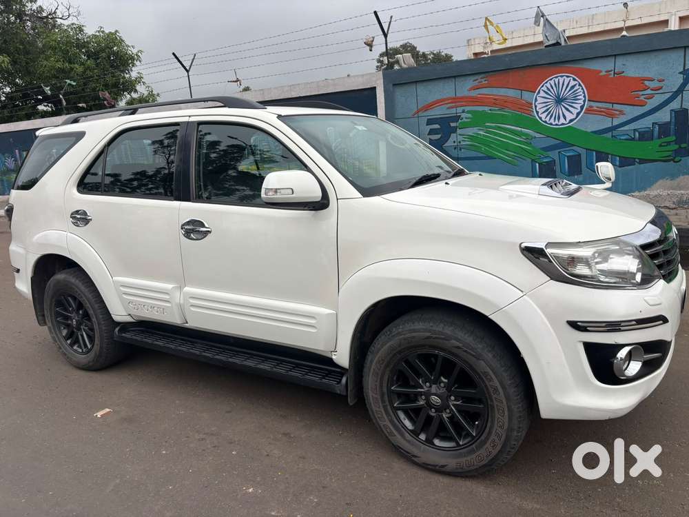 Toyota Fortuner 4x4 At, 2015, Diesel