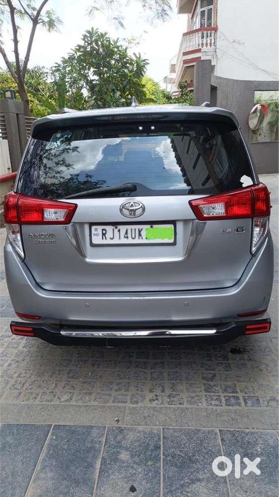 Toyota Innova Crysta 2017 Diesel Well Maintained