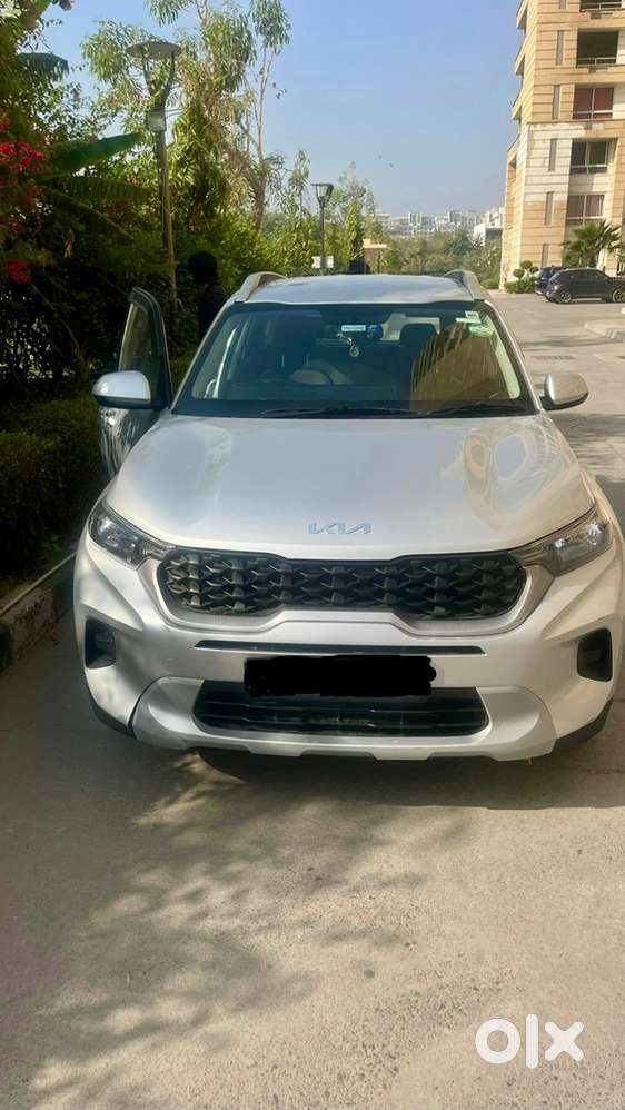 Kia Sonet 1.2 Hte Petrol (5mt)  Nov 2023  ₹5.50 Lakh