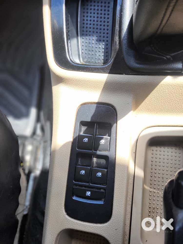 Mahindra Bolero Neo N8, 2022, Diesel