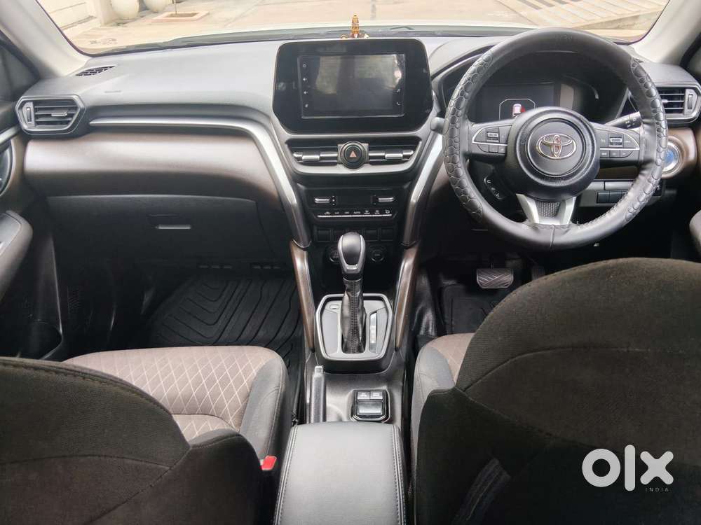 Toyota Urban Cruiser Hyryder 1.5 S Hybrid, 2024, Petrol