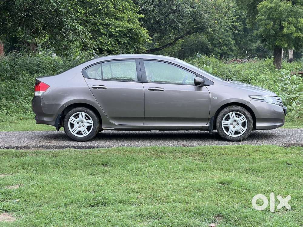Honda City 1.5 E Mt, 2011, Petrol