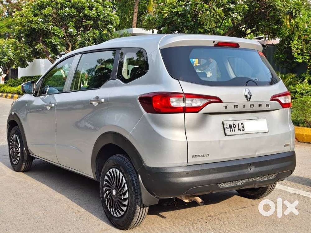 Renault Triber 1.0 Rxe, 2021, Petrol
