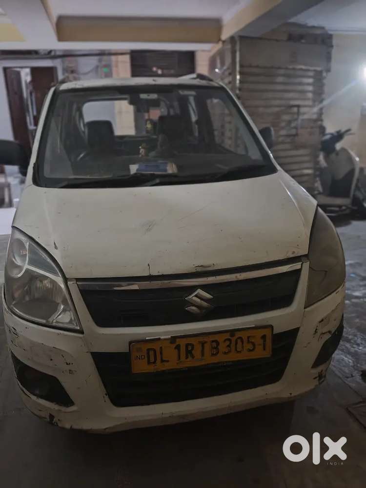 Mujhe New Gadi Leni Hai