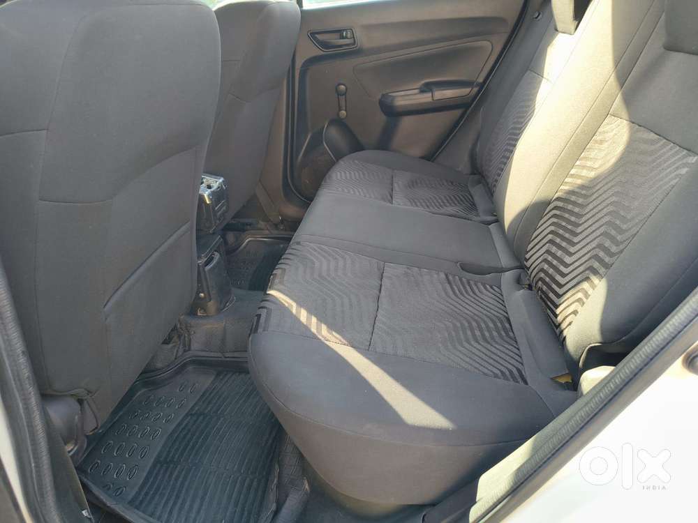 Maruti Suzuki Swift 1.2 Lxi (o), 2020, Petrol