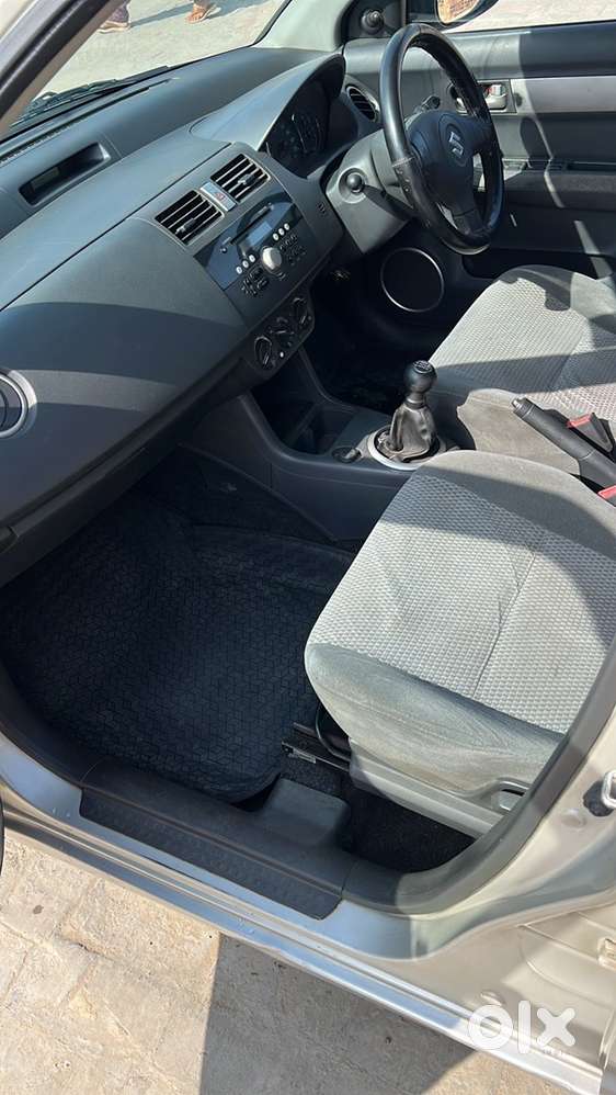 Maruti Suzuki Swift Dzire 2011 Petrol 75000 Km Driven