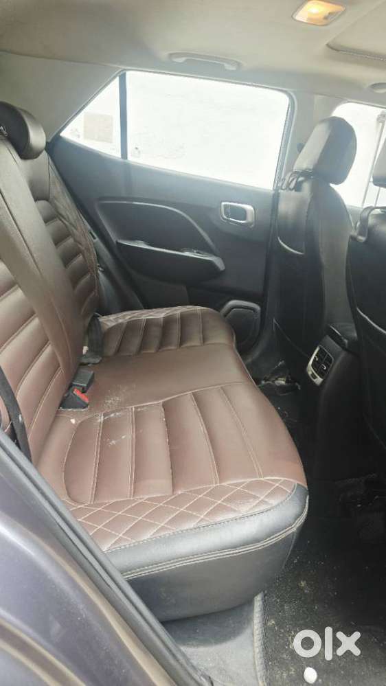 Hyundai Venue Sx Dual Tone, 2018, Petrol