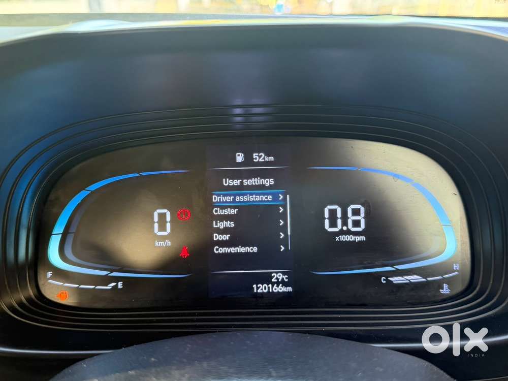 Mahindra Marazzo M4, 2019, Diesel