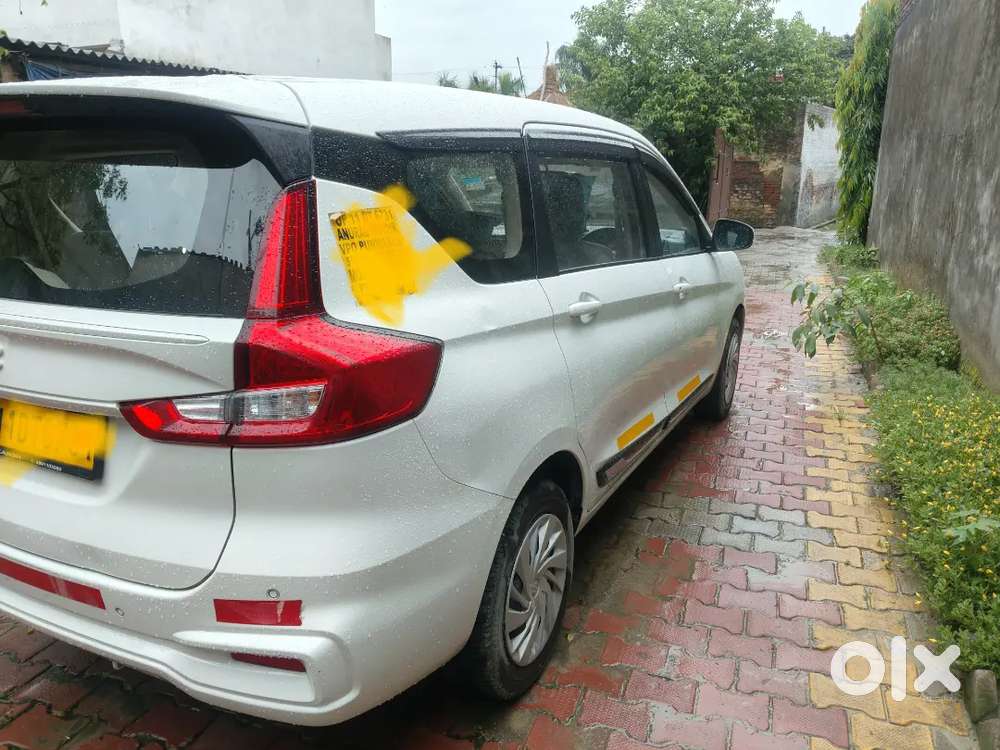 Maruti Suzuki Ertiga 2025 Vxi Cng