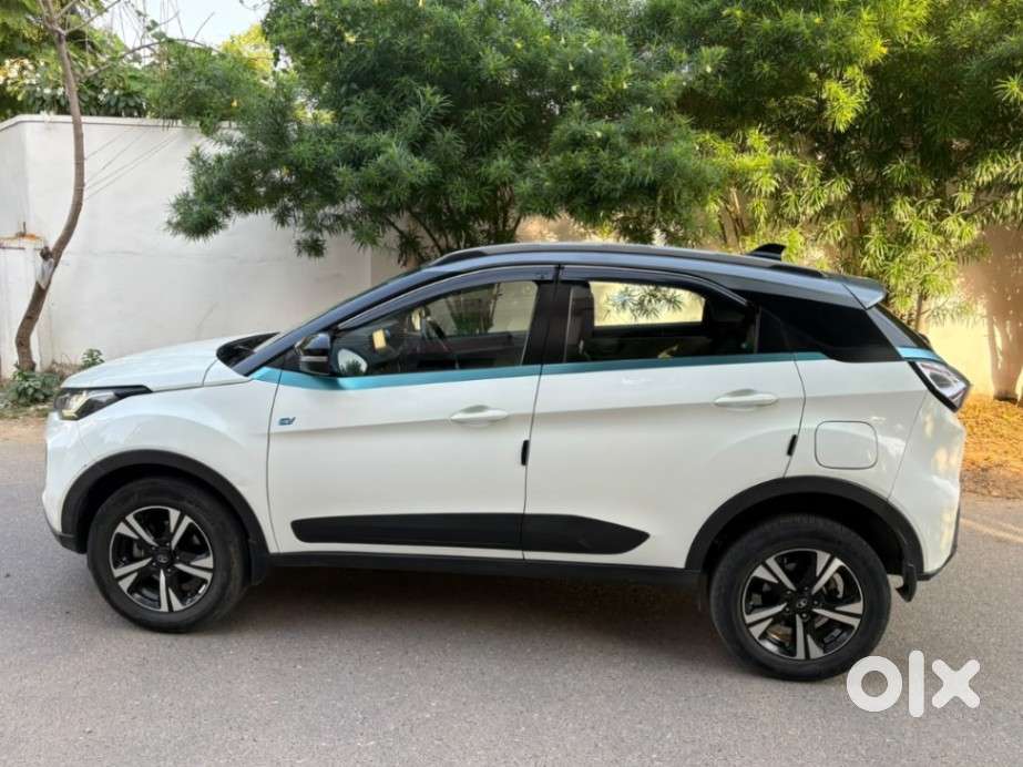 Tata Nexon Ev Xz Plus Lux, 2023, Electric