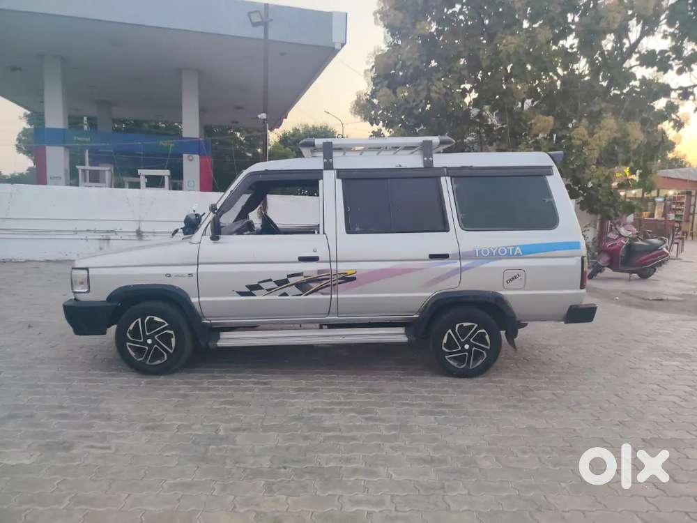 Toyota Qualis Diesel 2000