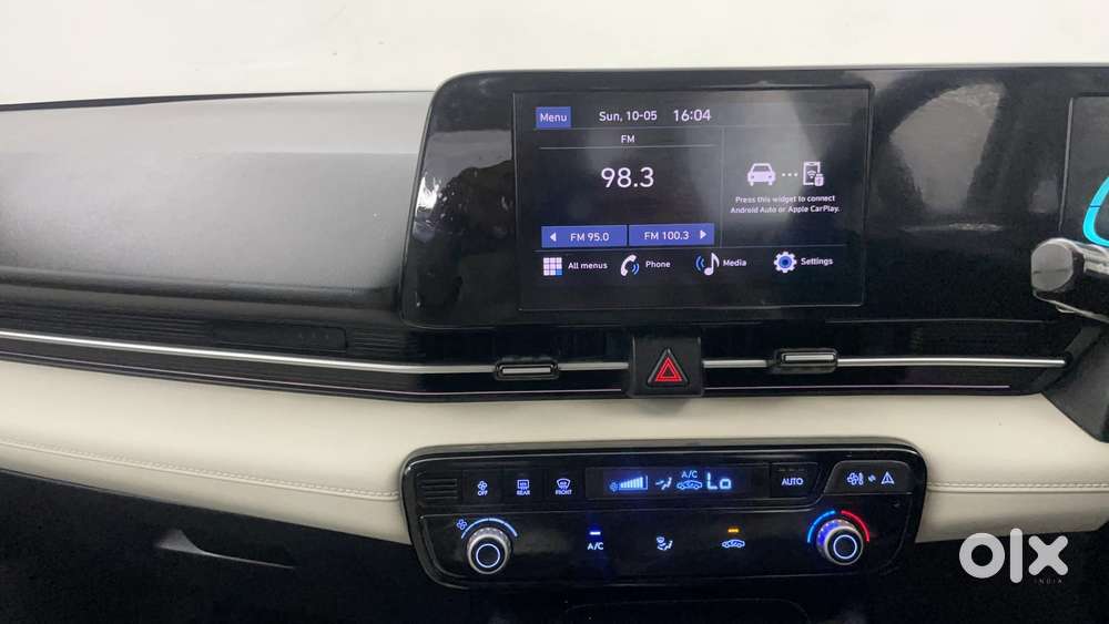 Hyundai Verna 1.5 Sx Petrol Mt, 2023, Petrol