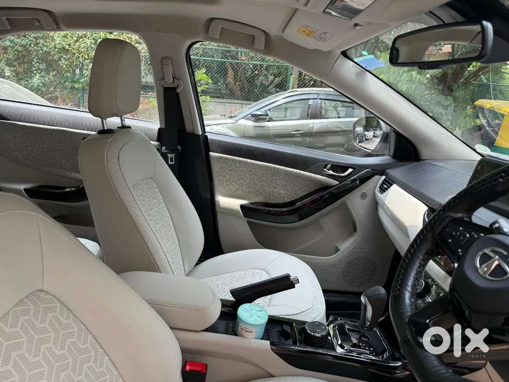 2023 Tata Nexon Petrol Automatic Xza+ Luxs Top Edition