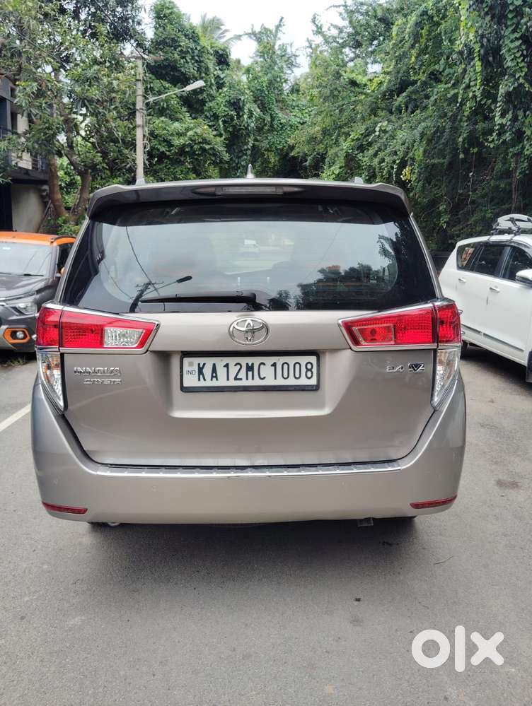 Toyota Innova Crysta 2.4 V, 2024, Diesel