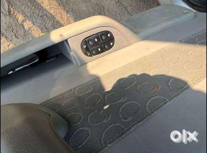 Ford Ikon 2005 Petrol 65000 Km Driven