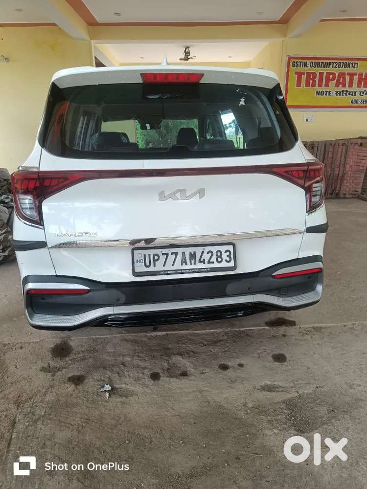 Kia Carens Prestige 2023