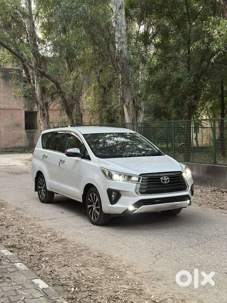 Toyota Innova Crysta [2020-ongoing] 2.4 Zx 7 Str, 2022, Diesel