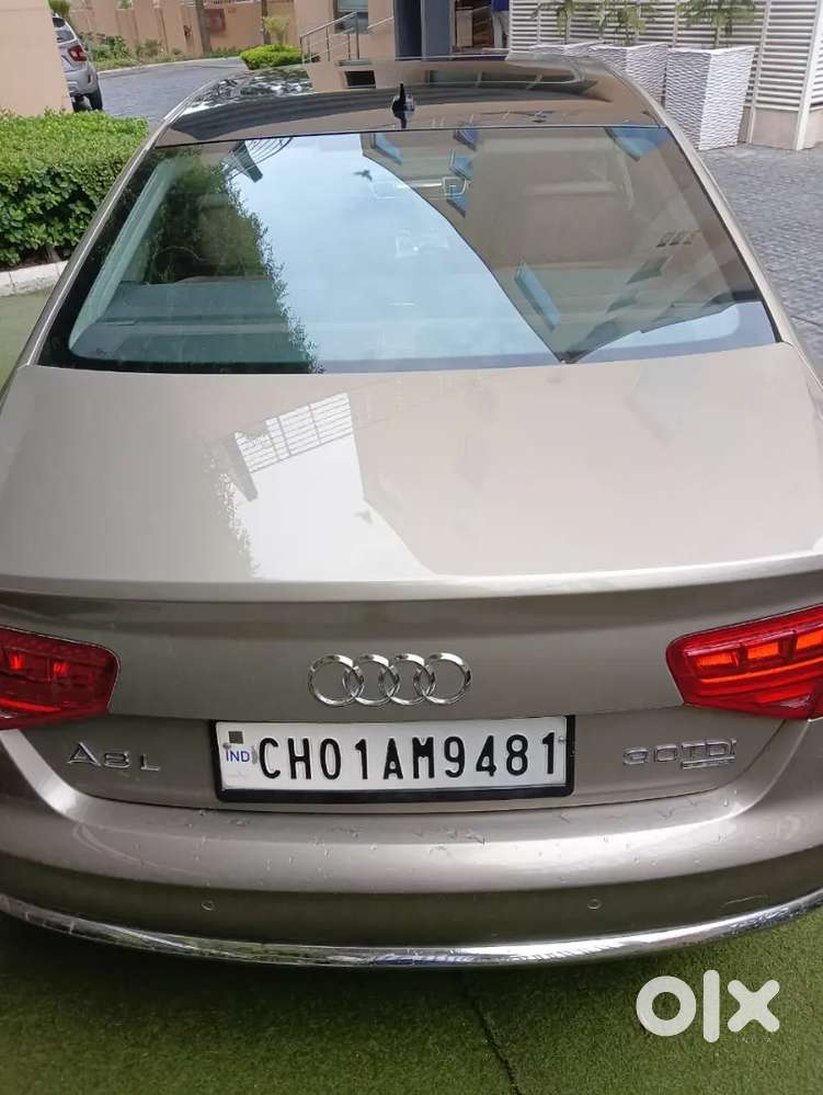 Audi A8 2012