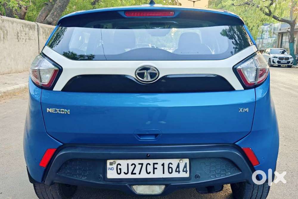 Tata Nexon 1.2 Revotron Xm (s), 2018, Cng & Hybrids