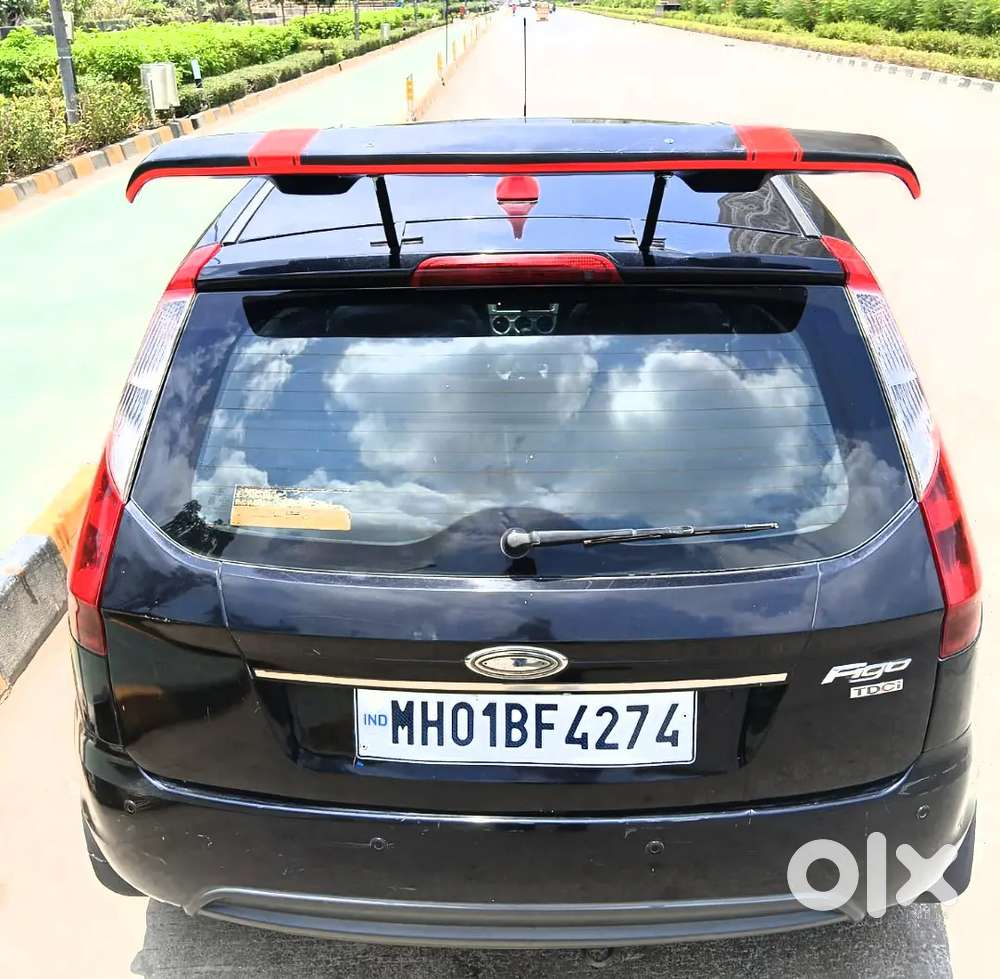 Diesel Titanium Ford Figo - 22 Milage