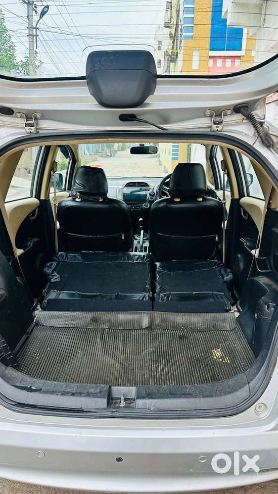 Honda Jazz Petrol 2011, Neat Condition Vechile, New Tyres And Serviced