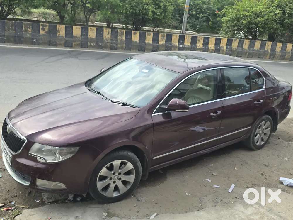 Skoda Superb 2011 Petrol Mt