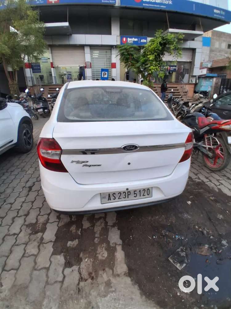 Ford Aspire Titanium Blu 2016