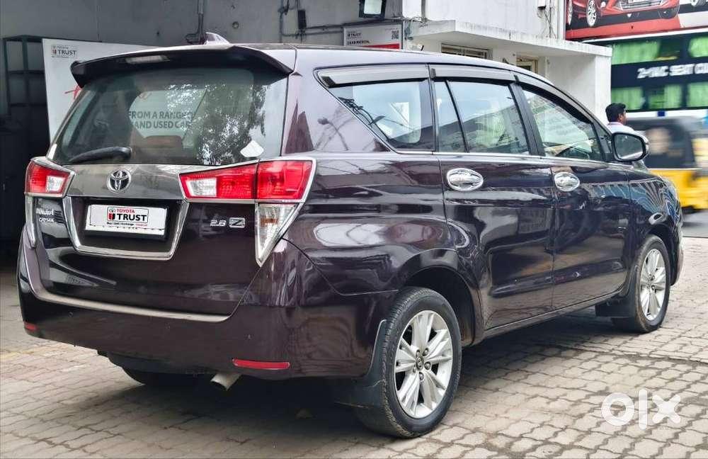 Toyota Innova Crysta 2.8z Automatic, 2016, Diesel