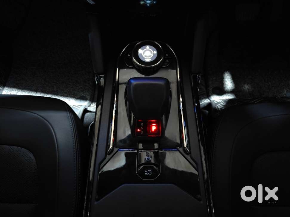 Tata Safari Accomplished Plus 6 Str Dark Edition At, 2024, Diesel