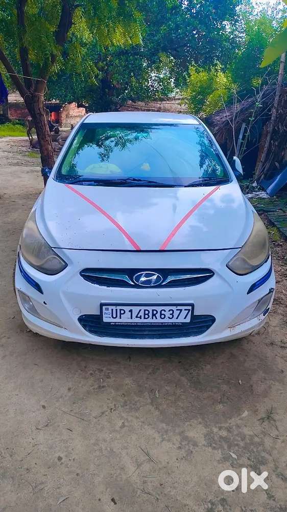 Hyundai Verna 2012