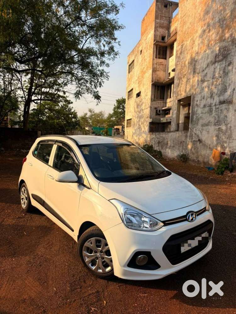 Hyundai Grand I10 Sportz O 1.2, 2016, Petrol