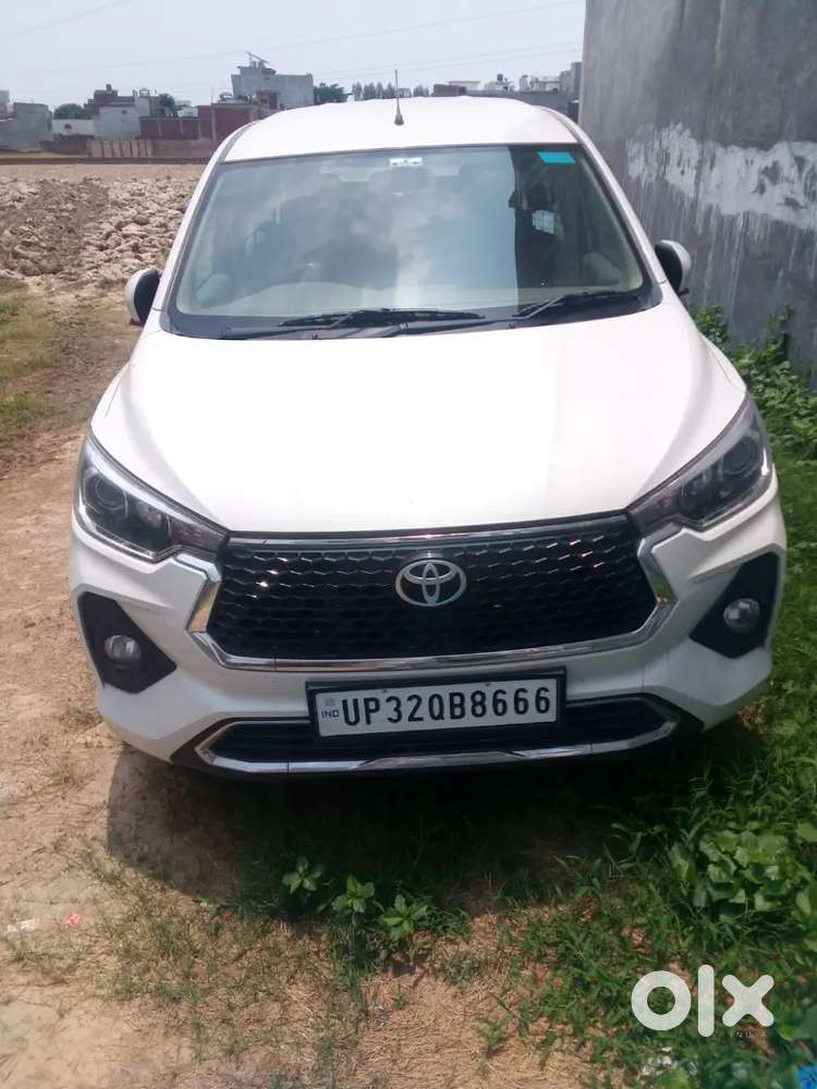 Toyota Rumion 2025 Cng & Hybrids 30000 Km Driven