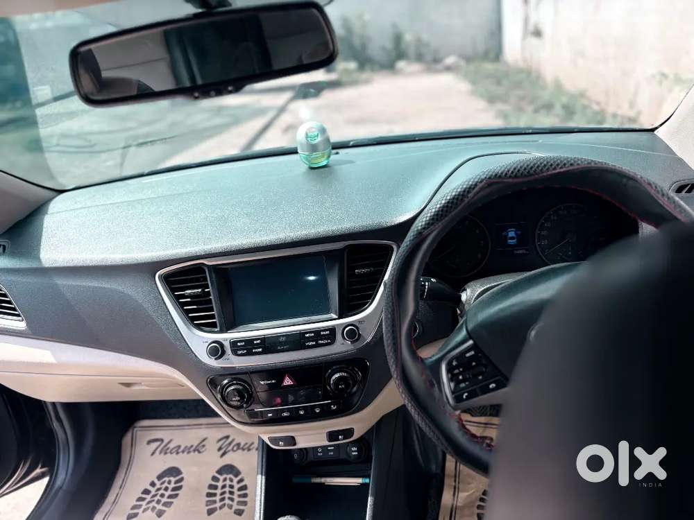 Hyundai Verna 2018 Petrol 65000 Km Driven