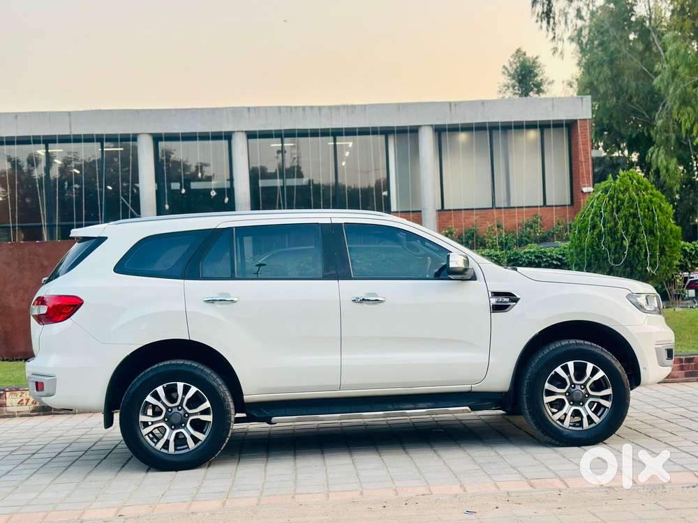 Ford Endeavour 2.2 Titanium At 4x2, 2019, Diesel