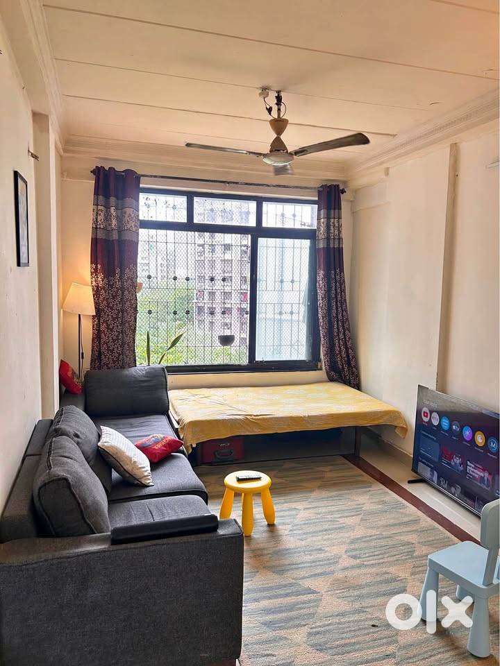 at govandi unfurnshed 2bhk available on rent