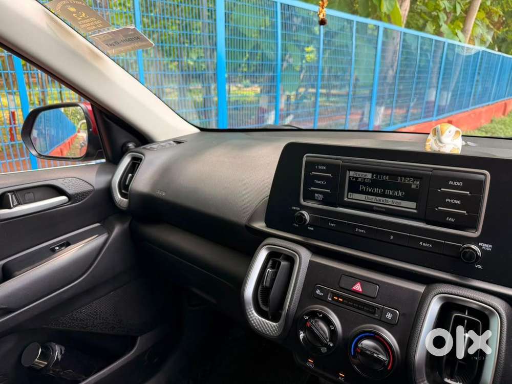 Kia Sonet Petrol 2021