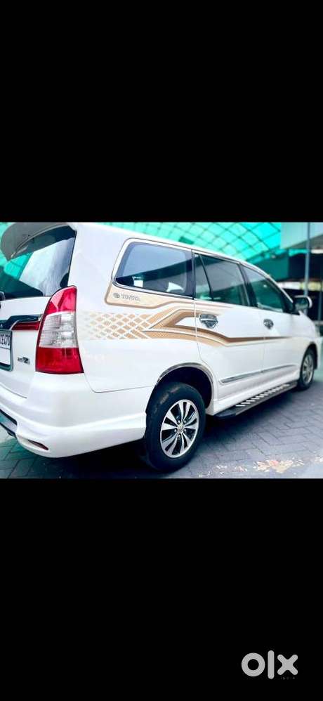 Toyota Innova 2.0 Gx 8 Seater, 2016, Diesel