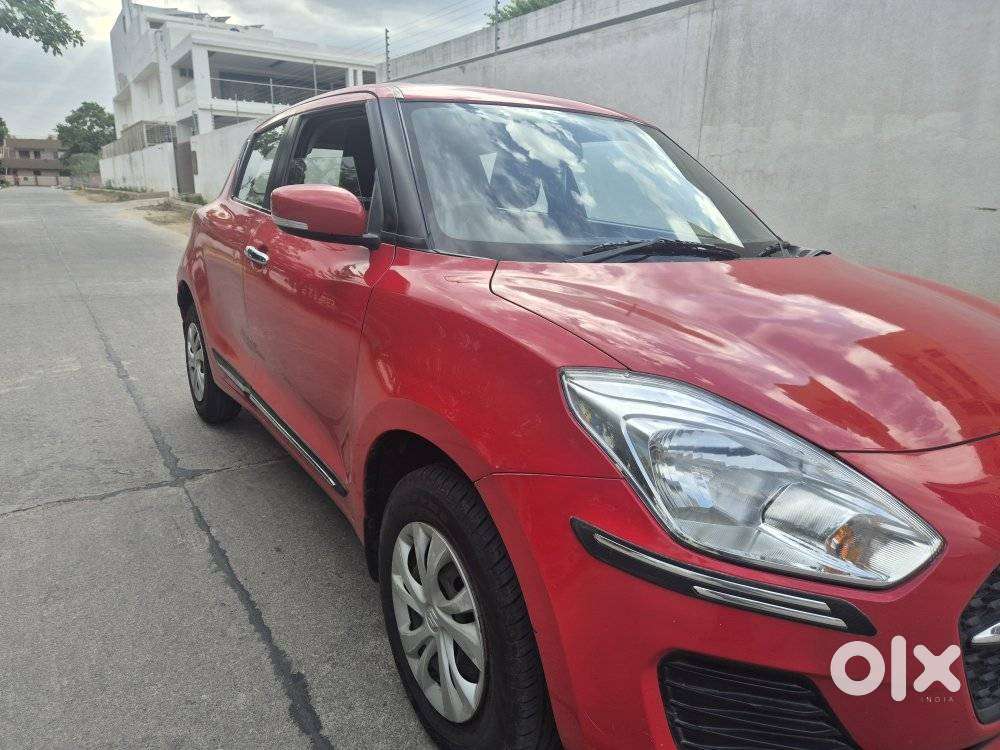 Maruti Suzuki Swift Vxi + Manual, 2021, Petrol
