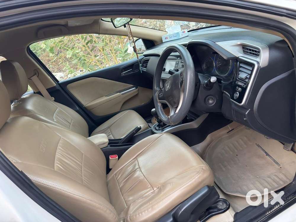 Honda Car 2016 Ready Petrol Manual 85,000 Km, First Owner