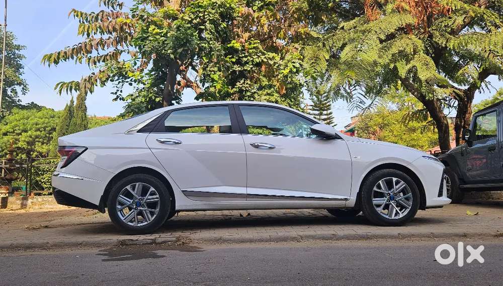 Only 1.5yr Old Hyundai Verna, 7800 Km, Selling At 13.9l