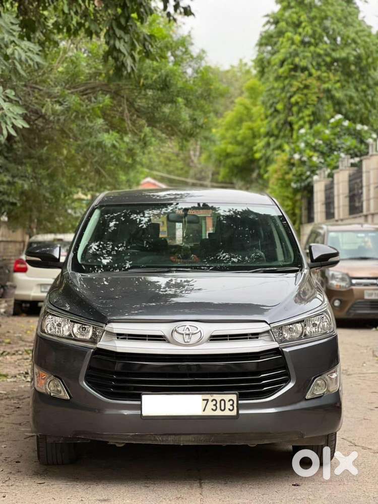 Toyota Innova Crysta 2.4 Gx Mt, 2016, Diesel