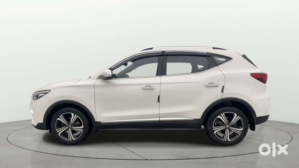 Mg Astor 1.5 Savvy Cvt S Red, 2021, Petrol