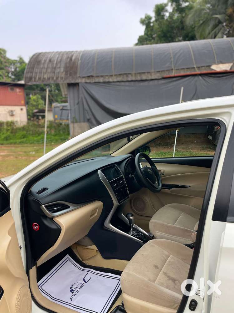 Toyota Yaris V Optional Cvt, 2018, Petrol