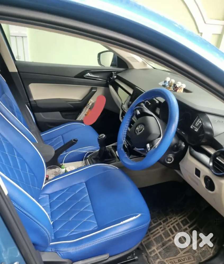 Skoda Slavia 1.0 Tsi  (2023)