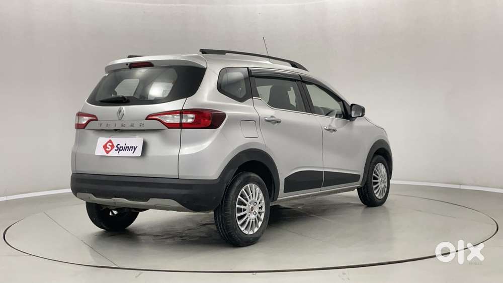 Renault Triber Rxz, 2023, Petrol